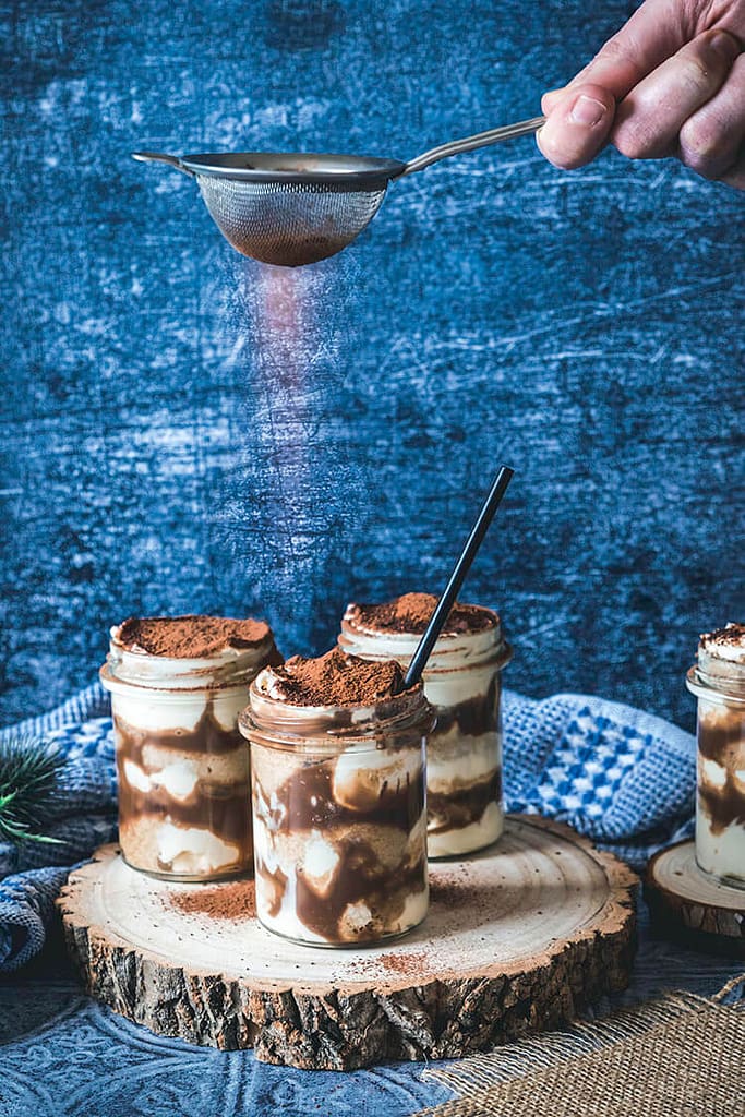 Read more about the article Chocolate Tiramisu with Amaretto Liquor