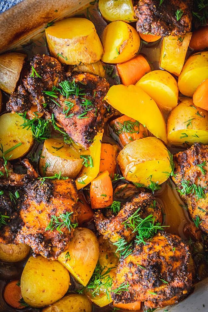 Read more about the article Chicken Thighs with Roasted Vegetables