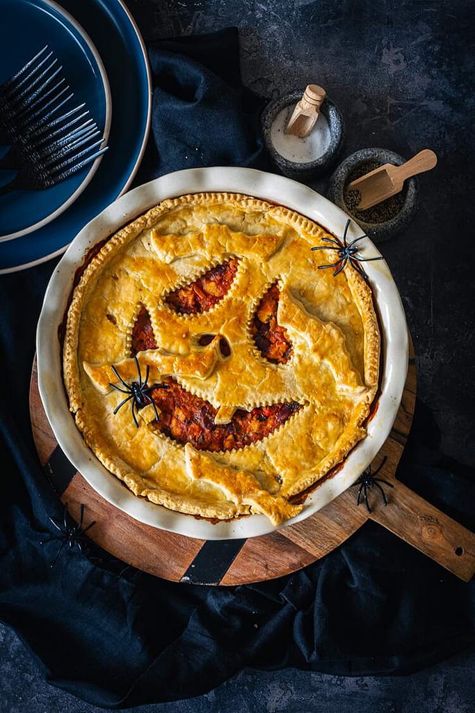 Read more about the article Chicken Pie with Shortcrust Pastry