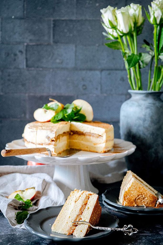 Read more about the article Apple Cake with Custard Frosting