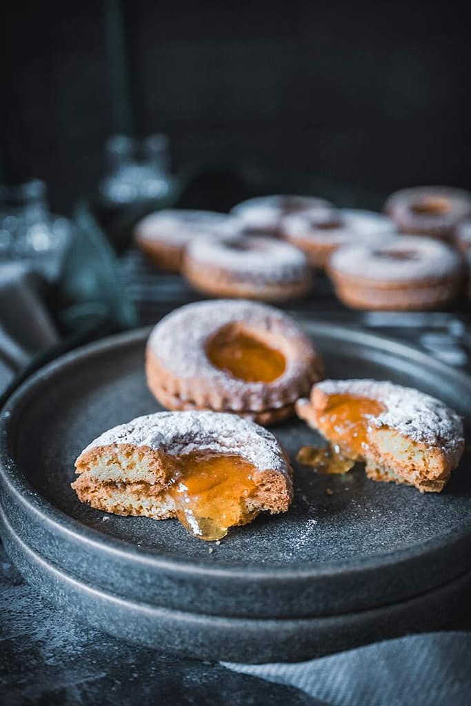 Read more about the article Butter Cookies with Orange Jam