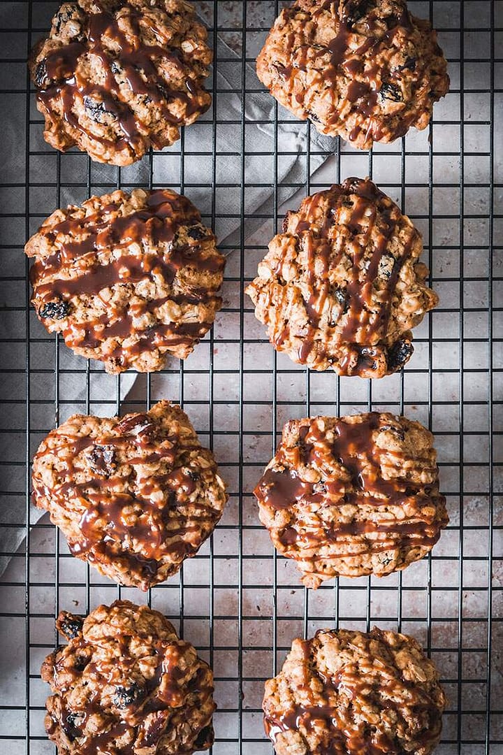 Read more about the article Oat Cookies with Cranberries and Pecans