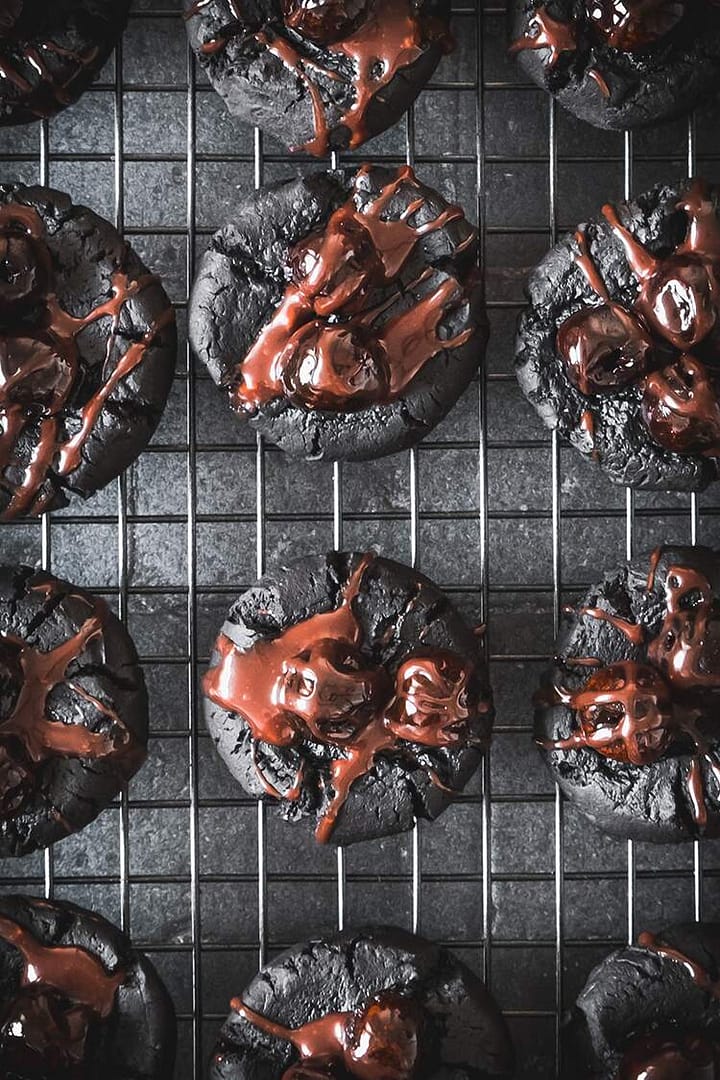 You are currently viewing Chocolate Cookies with Cherries