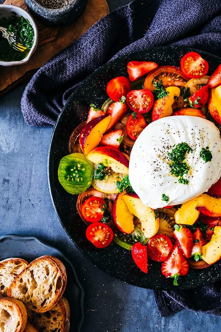 You are currently viewing Burrata with Strawberries and Peaches