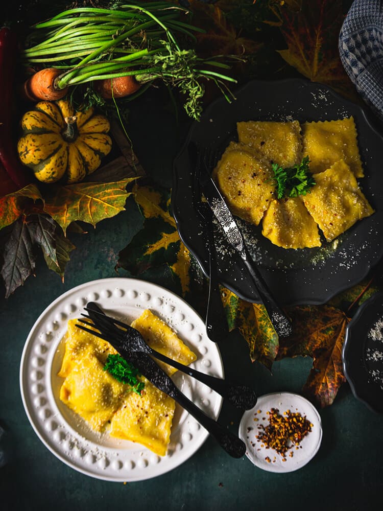 Read more about the article Ravioli with Pumpkin and Brown Butter