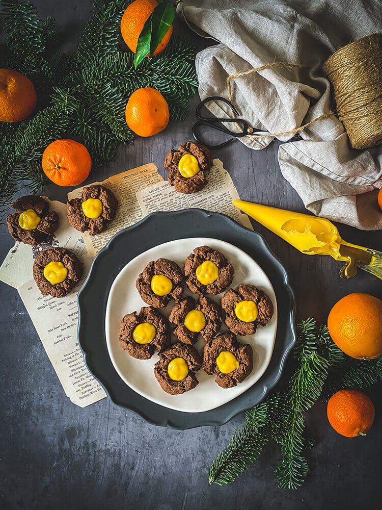 Read more about the article Chocolate Cookies with Orange Curd