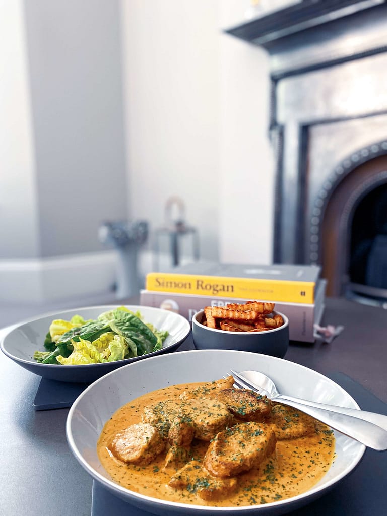 Read more about the article Pork Medallions with Veggie Gravy