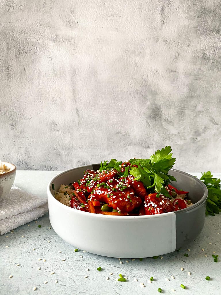 Read more about the article Sweet and Sour Chicken with Sesame Seeds