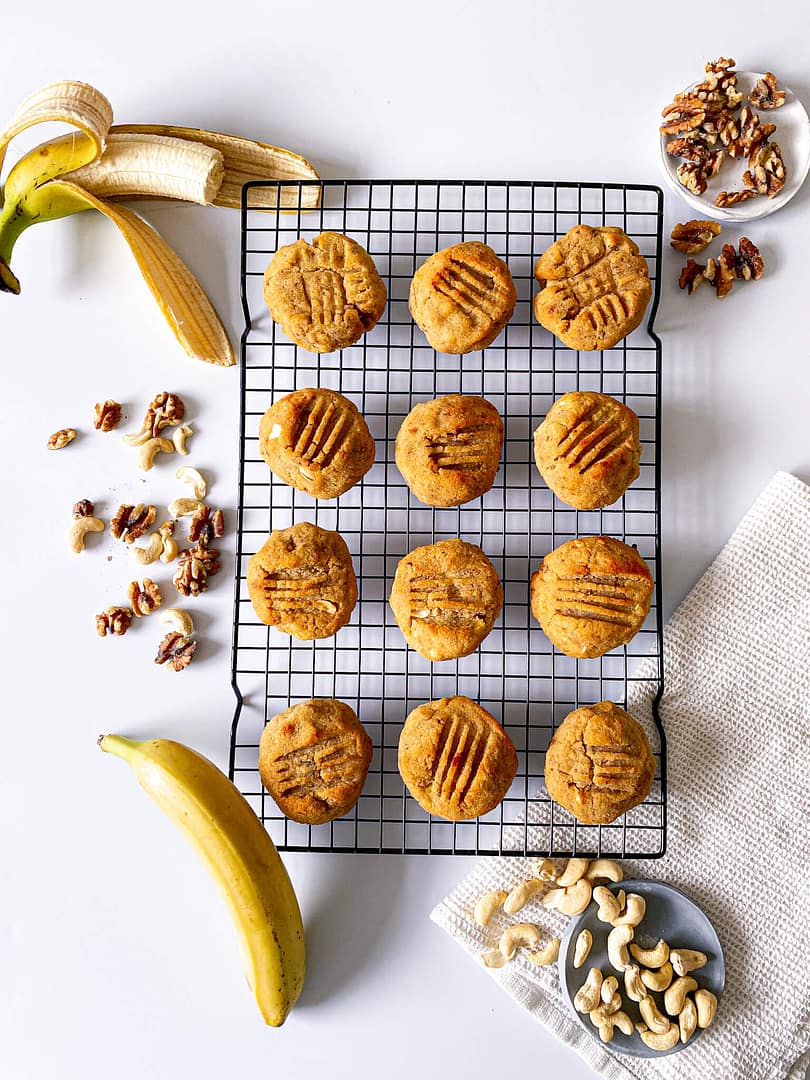 Read more about the article Gluten-Free Banana Bread Fluffy Cookies with Nuts